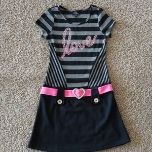 Girls dress